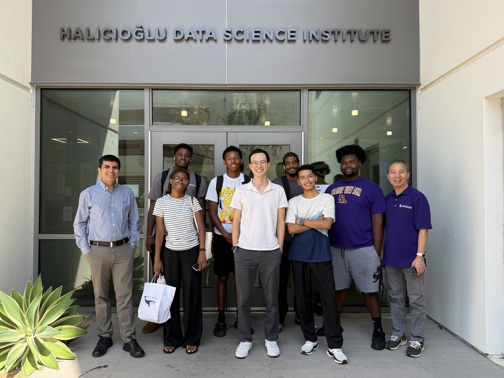 Pathways to Discovery 2027 — UC San Diego 유급 AI 연구 인턴십 포스터